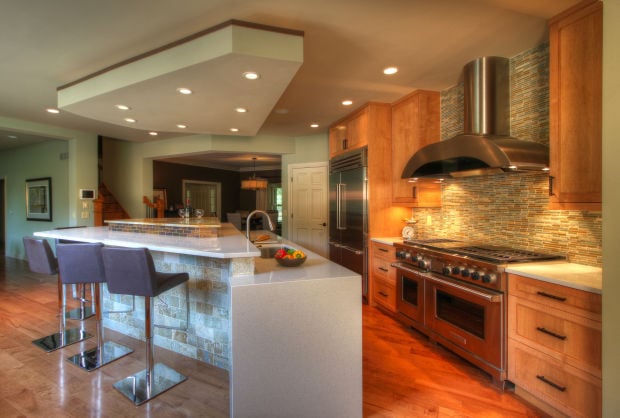 UHS Kitchen (2)